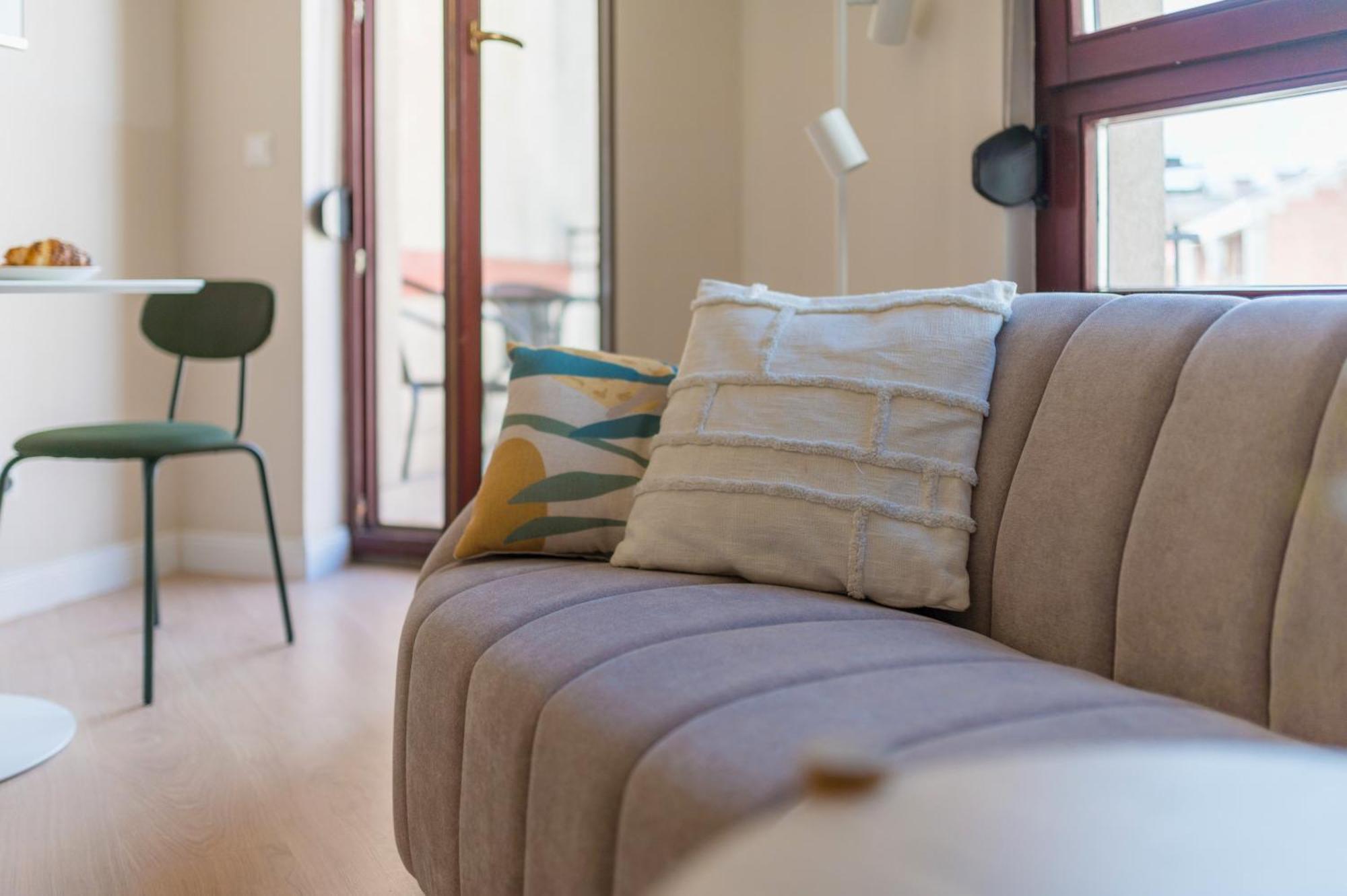 King's Haven Downtown With Balcony Apartment Budapest